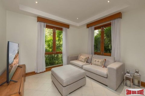 Villa in Phuket, Thailand 4 bedrooms № 118605 - photo 3