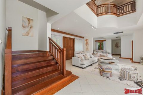 Villa in Phuket, Thailand 4 bedrooms № 118605 - photo 2