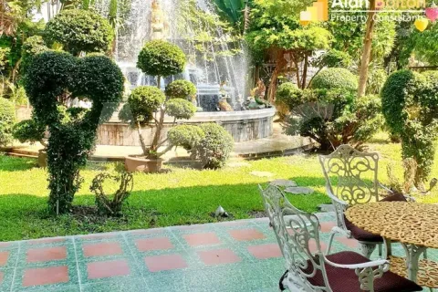Casa de 7 dormitorios en Pattaya, Tailandia № 212132 - foto 9