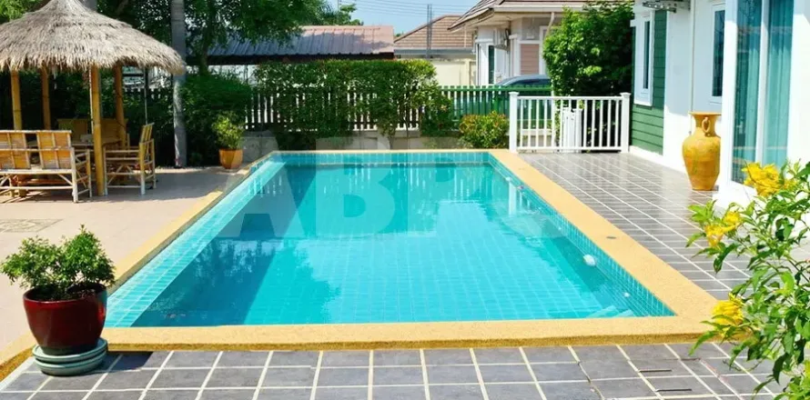 Casa de 3 dormitorios en Pattaya, Tailandia № 212130