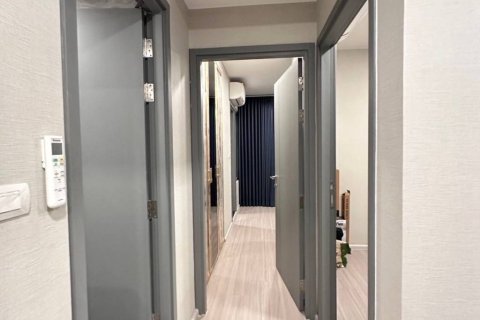 Condo in Bangkok, Thailand, 2 bedrooms  № 163836 - photo 8