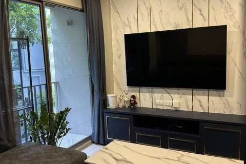 Condo in Bangkok, Thailand, 2 bedrooms  № 163836 - photo 3