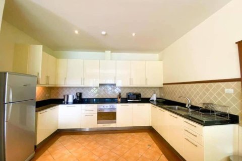 Villa in Phuket, Thailand 4 bedrooms № 163838 - photo 2