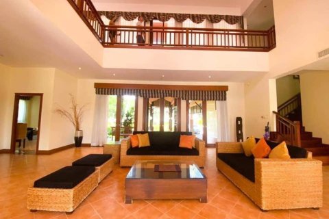Villa in Phuket, Thailand 4 bedrooms № 163838 - photo 6