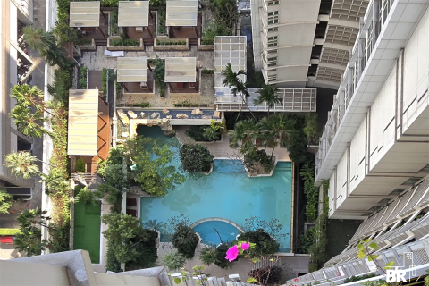 Condo in Bangkok, Thailand, 3 bedrooms № 187094 - photo 9