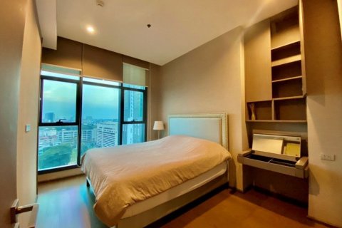 Condo in Bang Rak, Bangkok, Thailand, 2 bedrooms  № 136847 - photo 3