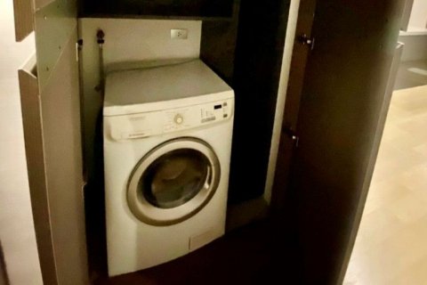 Condo in Bang Rak, Bangkok, Thailand, 2 bedrooms  № 136847 - photo 7