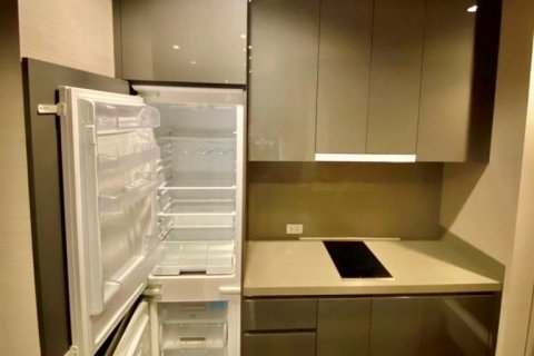 Condo in Bang Rak, Bangkok, Thailand, 2 bedrooms  № 136847 - photo 6