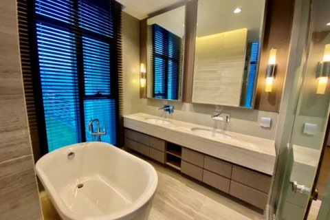 Condo in Bang Rak, Bangkok, Thailand, 2 bedrooms  № 136847 - photo 8