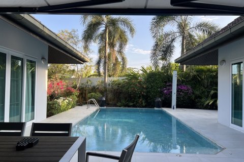 Вилла в Пхукете, Таиланд с 3 спальнями  № 138630 - фото 6