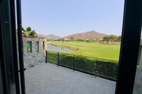 Таунхаус в Хуа Хине, Таиланд с 2 спальнями  № 148550 - фото 8