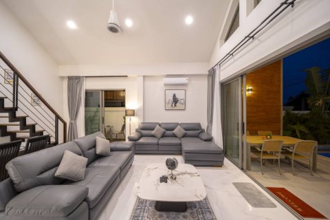 Villa in Ko Samui, Thailand 3 bedrooms № 146896 - photo 5