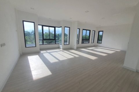 Townhouse in Saphan Sung, Bangkok, Thailand 3 bedrooms № 173857 - photo 15