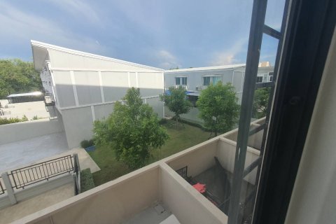 Townhouse in Saphan Sung, Bangkok, Thailand 3 bedrooms № 173857 - photo 18