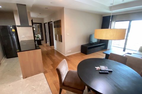 Condo in Sathon, Bangkok, Thailand, 2 bedrooms № 173858 - photo 2