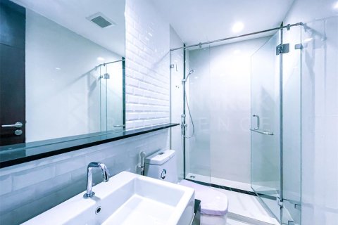 Condo à Bangkok, Thaïlande, 2 chambres  № 184994 - photo 10