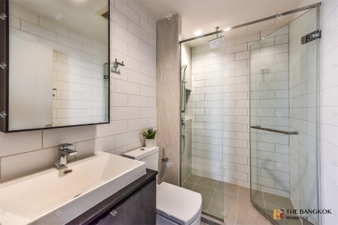 Condo in Bangkok, Thailand, 2 bedrooms № 184993 - photo 2