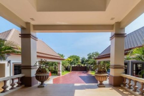 Villa à Hua Hin, Thaïlande 6 chambres № 193335 - photo 4
