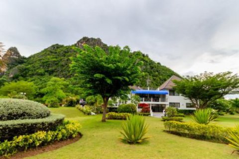 Villa à Hua Hin, Thaïlande 5 chambres № 193339