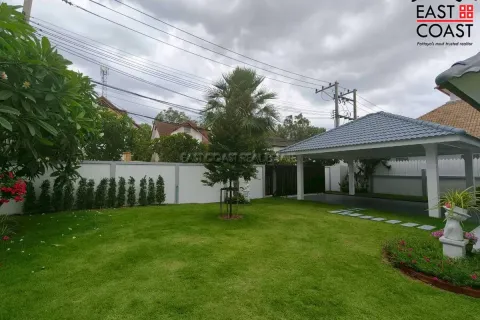 Casa de 4 dormitorios en Pattaya, Tailandia № 212482 - foto 7