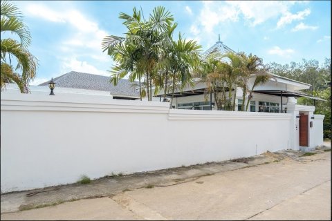 Коммерческая недвижимость в Пхукете, Таиланд  № 156956 - фото 9