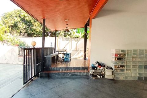 House in Bang Kruai, Thailand 3 bedrooms № 156955 - photo 5