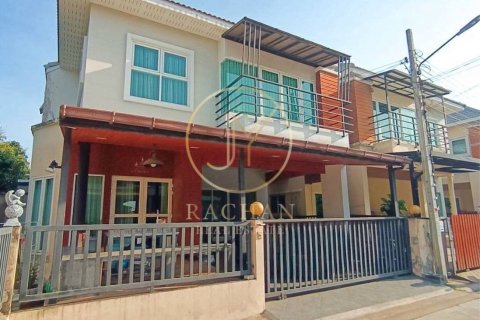 House in Bang Kruai, Thailand 3 bedrooms № 156955 - photo 3