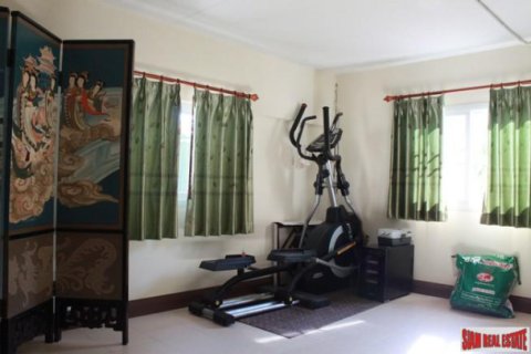Villa in Hua Hin, Thailand 4 bedrooms № 193757 - photo 3