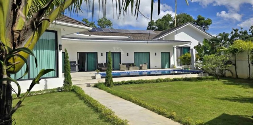 Villa in Chalong, Thailand 4 bedrooms № 162437