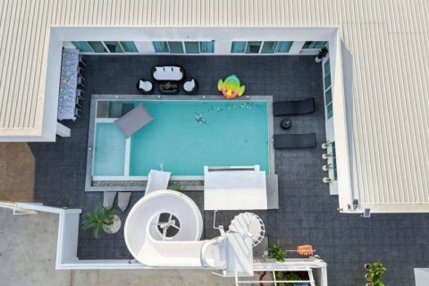 Villa à Pattaya, Thaïlande 5 chambres № 162434 - photo 1