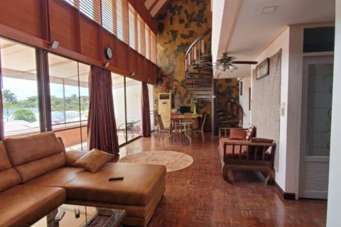 Duplex à Pattaya, Thaïlande 3 chambres № 162436