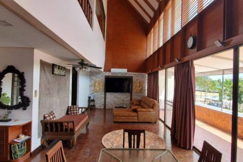 Duplex à Pattaya, Thaïlande 3 chambres № 162436 - photo 2