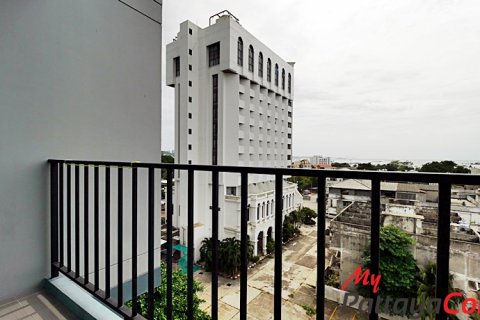 Condo in Pattaya, Thailand, 2 bedrooms  № 32702 - photo 13