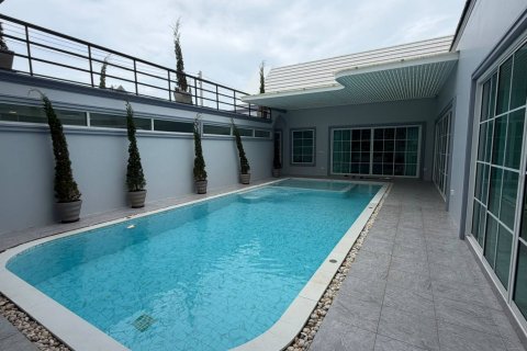 Villa in Cha-am, Thailand 4 bedrooms № 233977