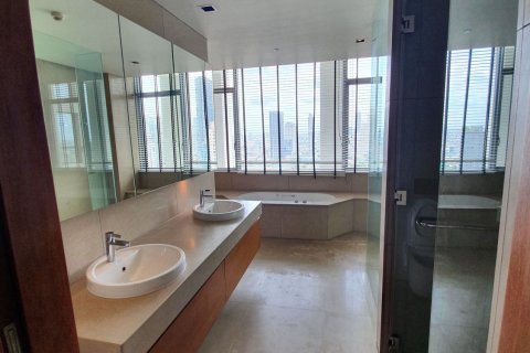 Кондоминиум с 3 спальнями в Сатхоне, Бангкок, Таиланд № 153630 - фото 12