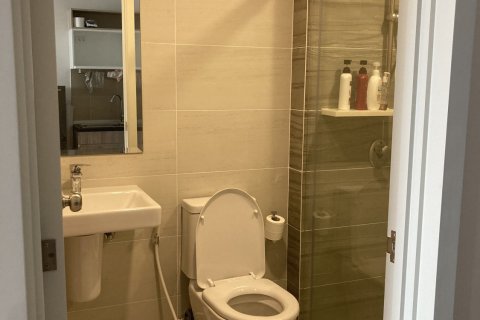 Студия в кондо в Кхлонг Сане, Бангкок, Таиланд № 153631 - фото 7