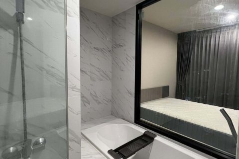 Студия в кондо в Бангне, Бангкок, Таиланд № 153288 - фото 1