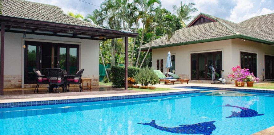 Villa à Hua Hin, Thaïlande 3 chambres № 134717