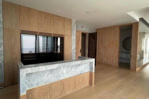 Condo in Bang Rak, Bangkok, Thailand, 4 bedrooms  № 134413 - photo 4