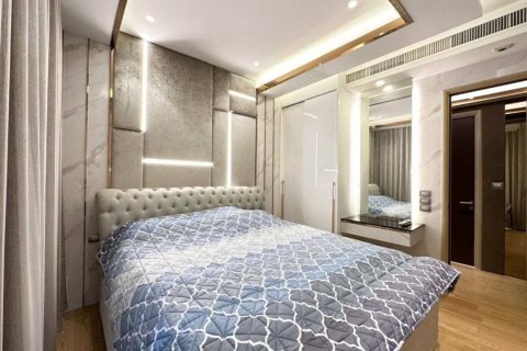 Condo à Khlong San, Bangkok, Thaïlande, 2 chambres  № 164393 - photo 6