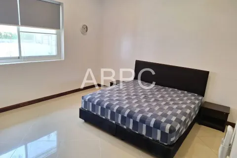 House in Pattaya, Thailand 3 bedrooms № 210450 - photo 2