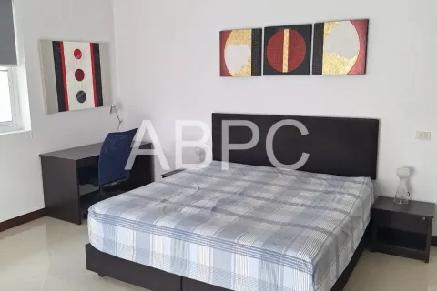 House in Pattaya, Thailand 3 bedrooms № 210450 - photo 17
