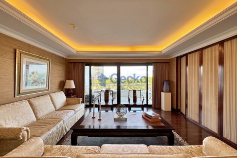 Condo in Pattaya, Thailand, 2 bedrooms  № 210125 - photo 8