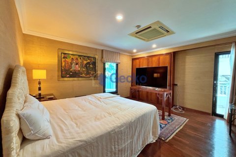 Condo in Pattaya, Thailand, 2 bedrooms  № 210125 - photo 22