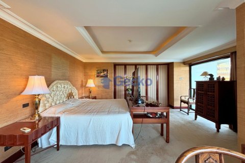 Condo in Pattaya, Thailand, 2 bedrooms  № 210125 - photo 30