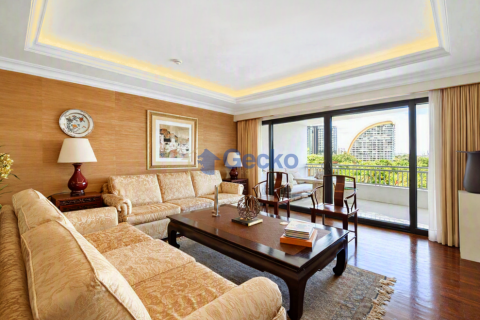 Condo in Pattaya, Thailand, 2 bedrooms  № 210125 - photo 6