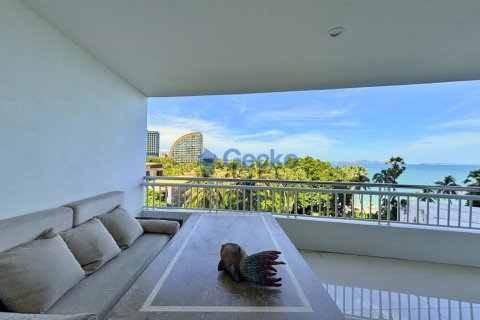 Condo in Pattaya, Thailand, 2 bedrooms  № 210125