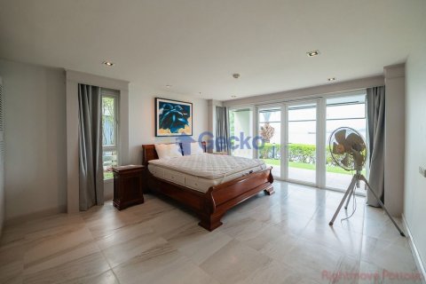 Condo in Pattaya, Thailand, 3 bedrooms  № 210124 - photo 11