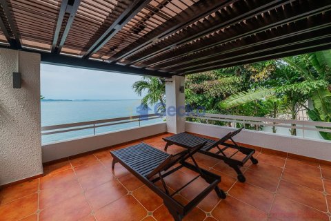 Condo in Pattaya, Thailand, 3 bedrooms  № 210124 - photo 12