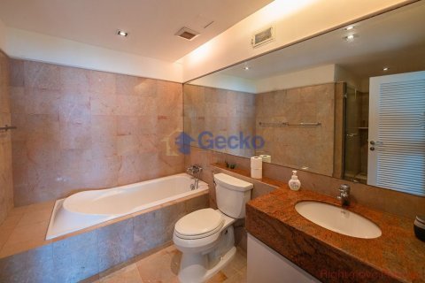 Condo in Pattaya, Thailand, 3 bedrooms  № 210124 - photo 22